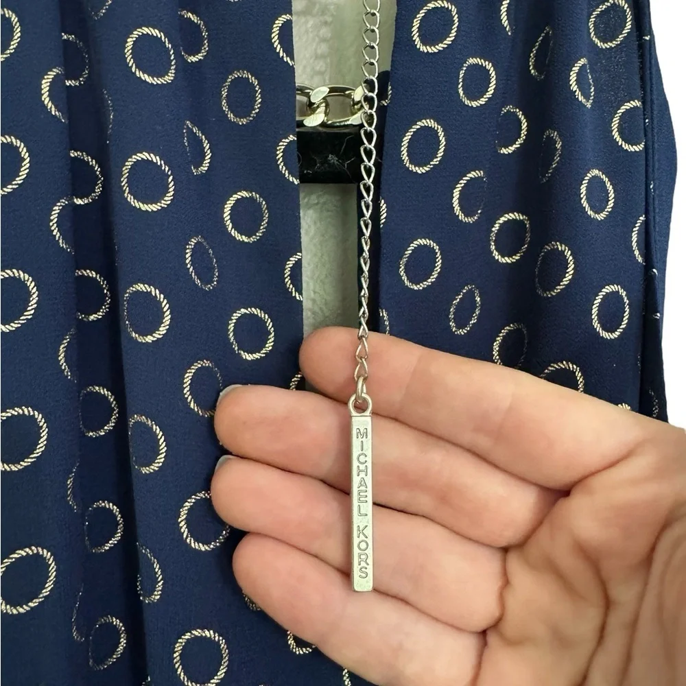 Michael Kors Navy Sleeveless Blouse Chain Accent Gold Circle Design XS or Small